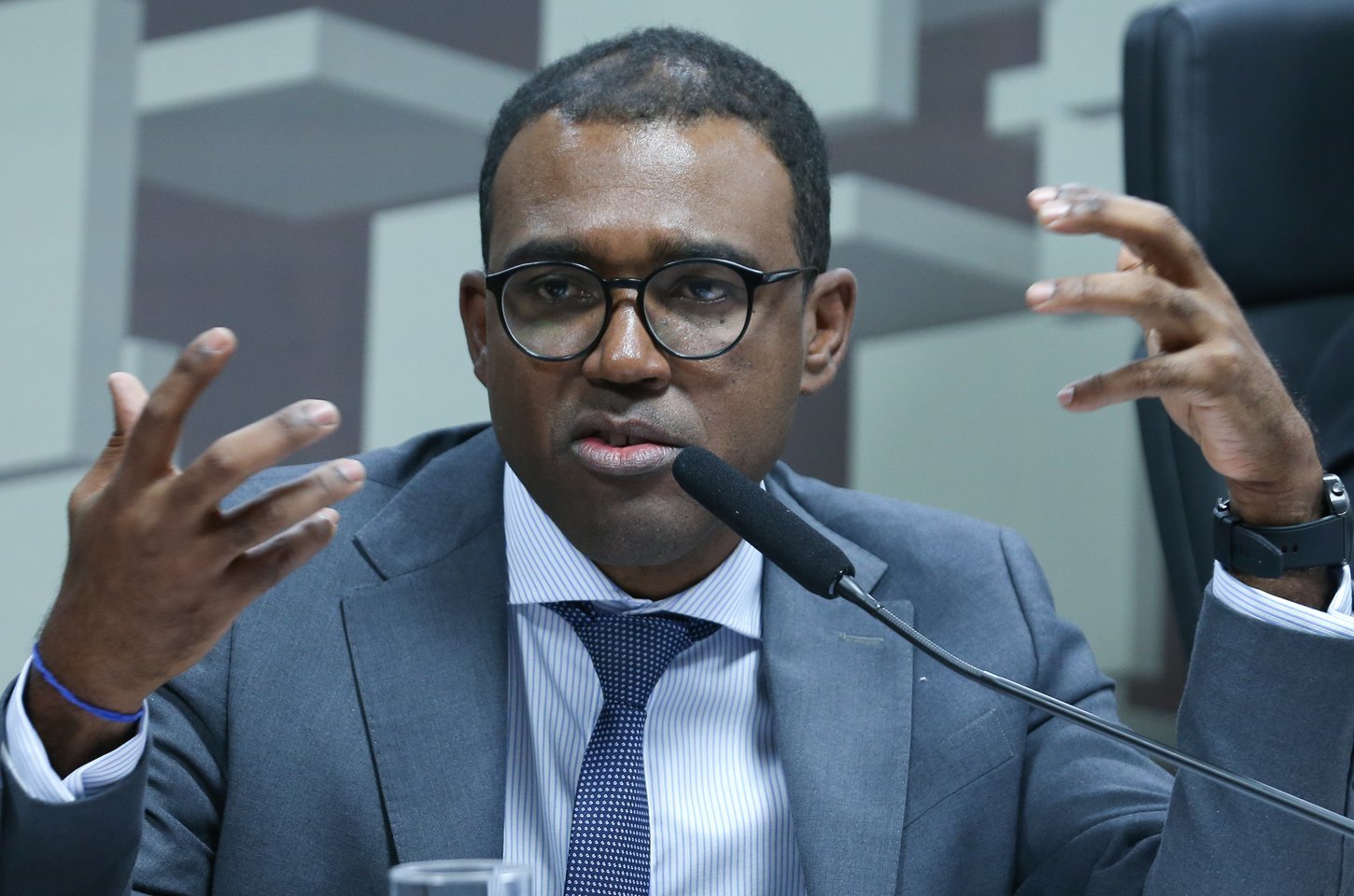 Diretor do BC nega recomendação de compra de carteiras fraudadas