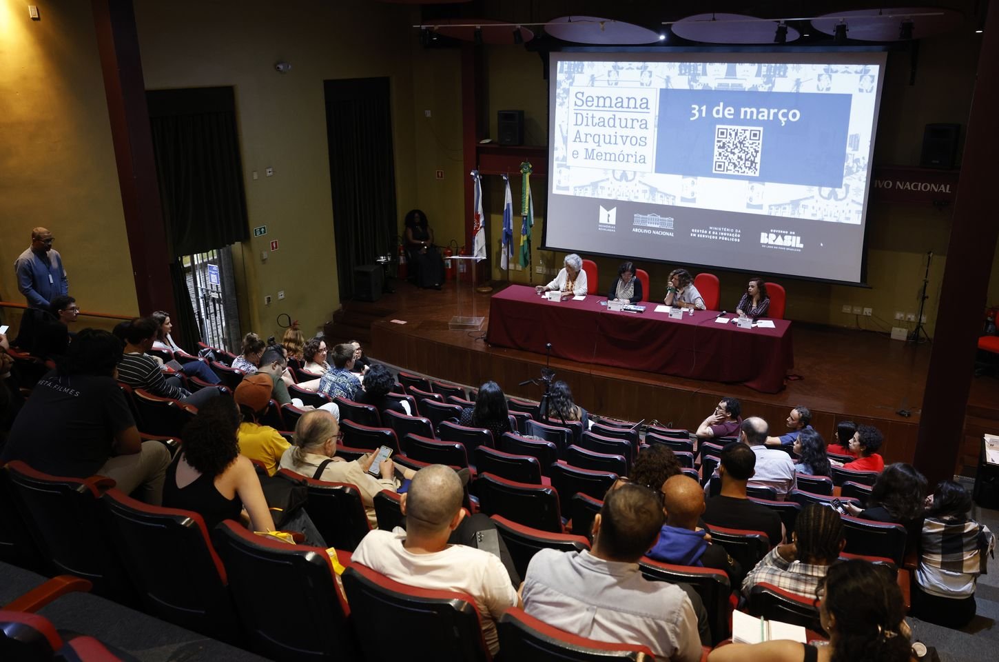 Documento de 1976 revela vigilância da ditadura em faculdade de medicina