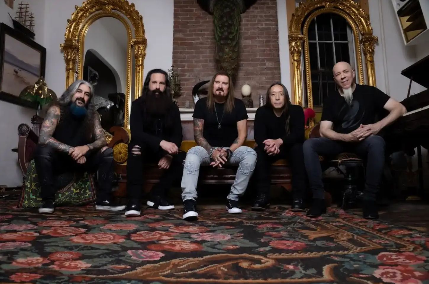 Dream Theater inicia turnê brasileira em Porto Alegre com show de rock progressivo