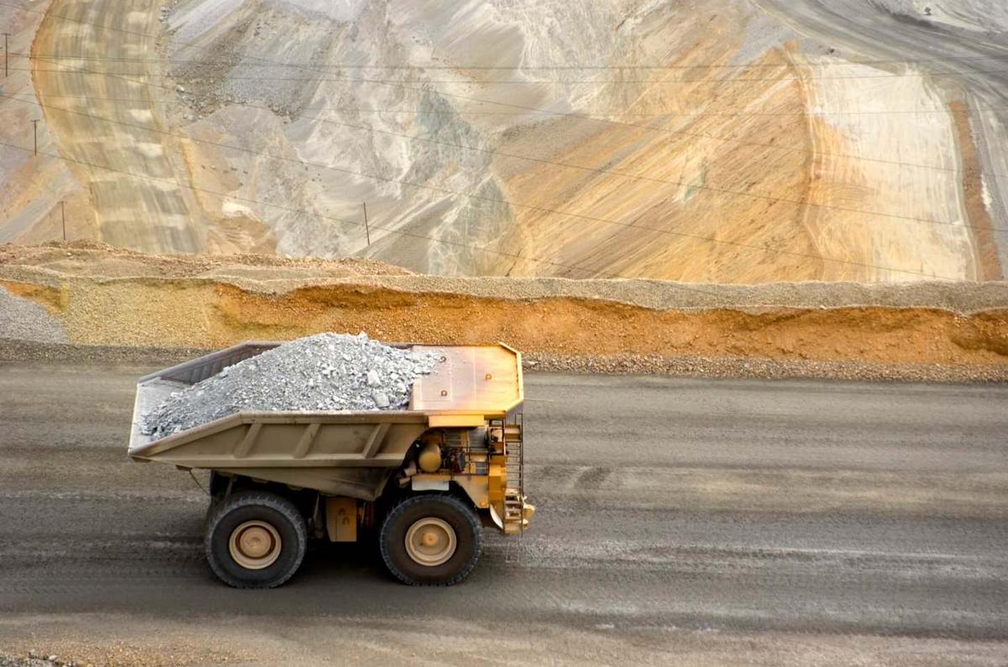 Earth AI cria laboratório próprio para acelerar mineração com IA
