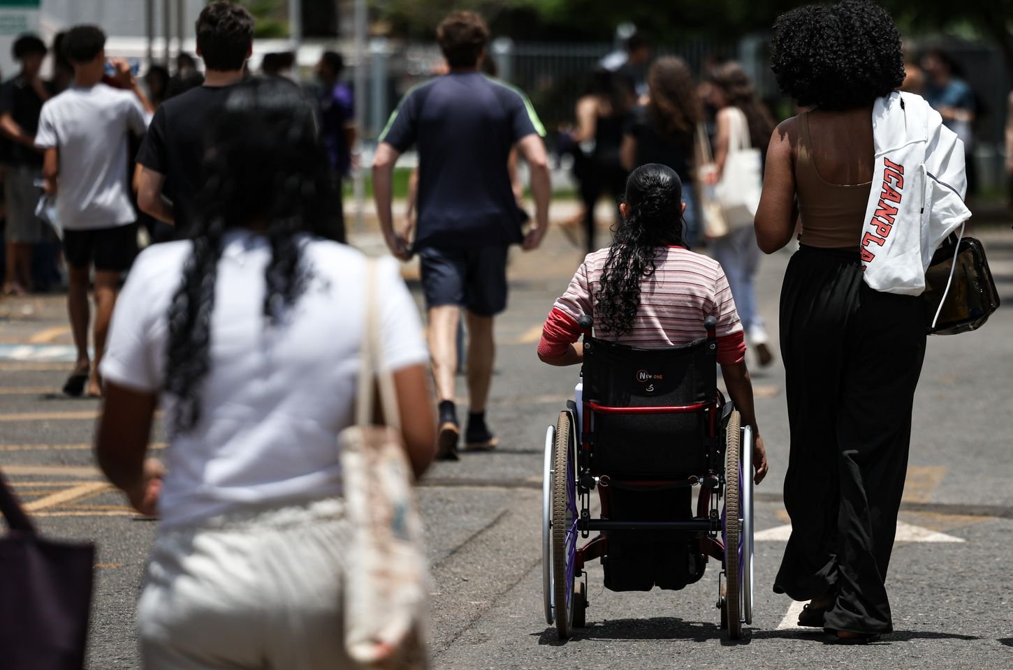 Enem 2025 tem reaplicação para candidatos com problemas logísticos ou doenças