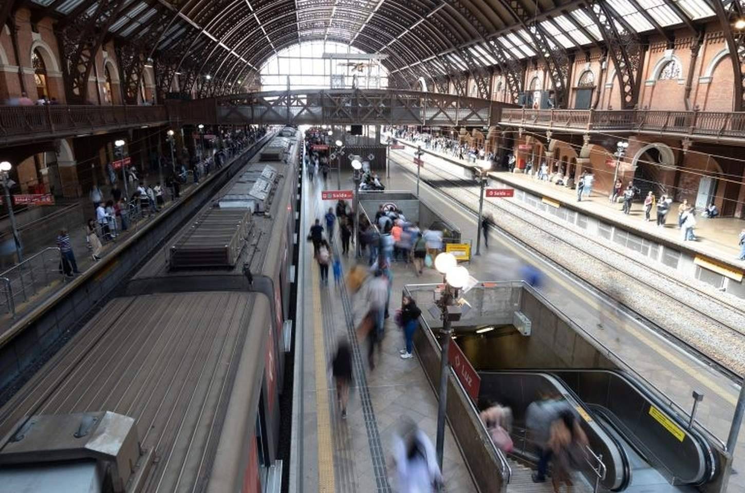 Estação da Luz vira palco de diversão e cultura nas férias escolares