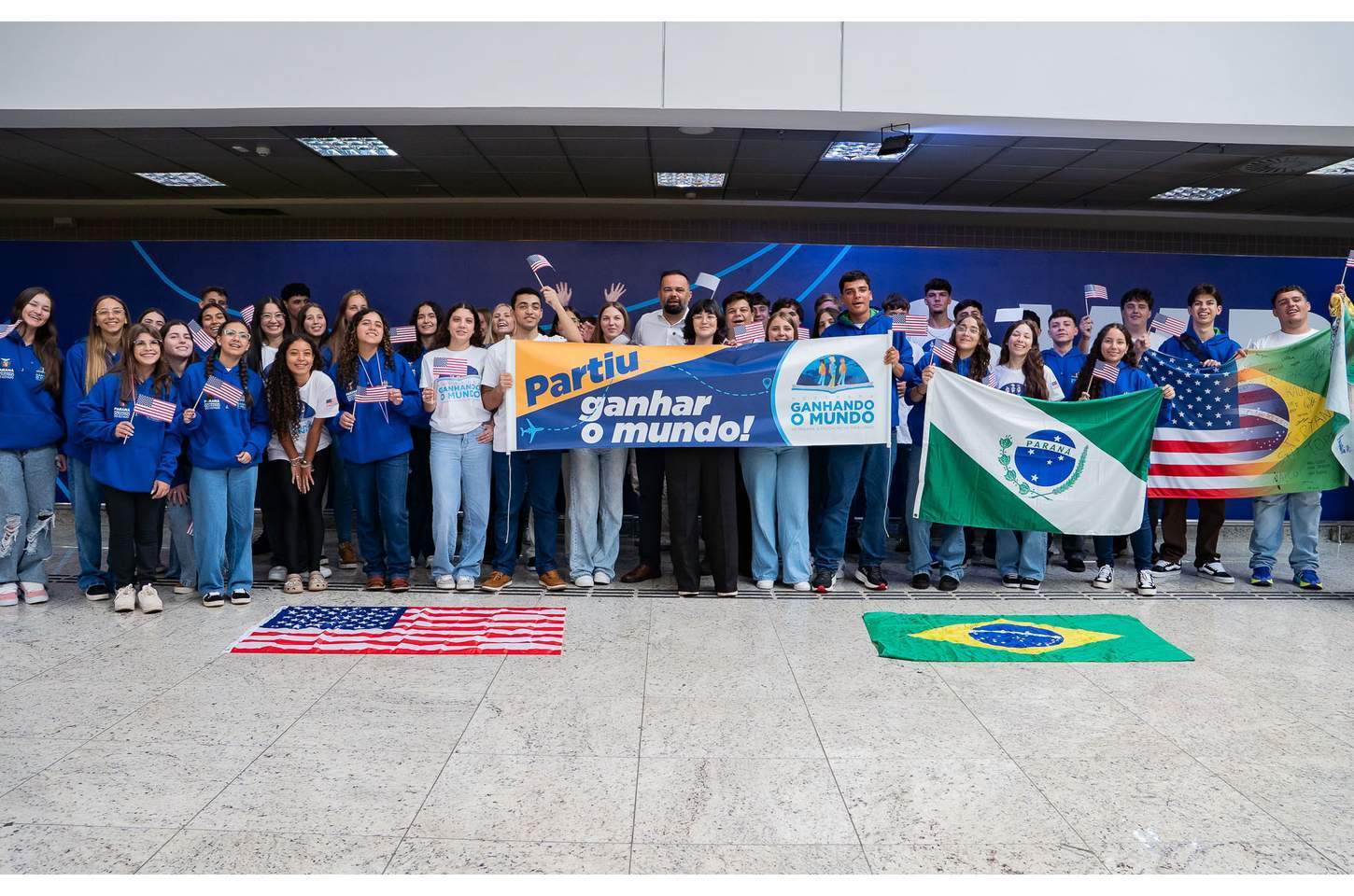 Estudantes do Paraná embarcam para intercâmbio agrícola nos Estados Unidos