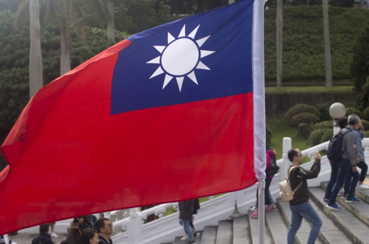 EUA e Taiwan fecham acordo de US$ 500 bi em semicondutores e IA