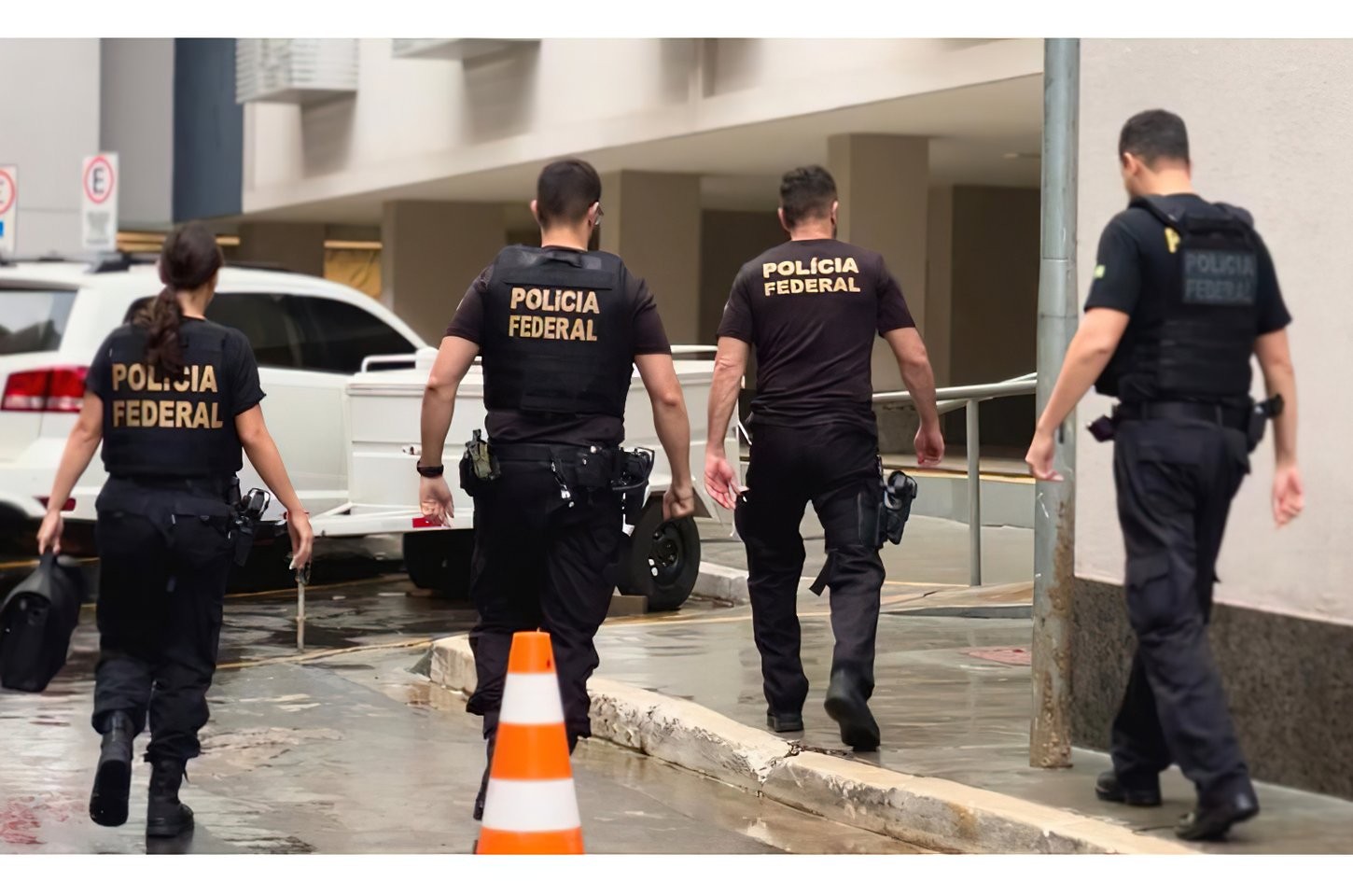 Ex-ministro e parlamentares são investigados em operação da PF e CGU