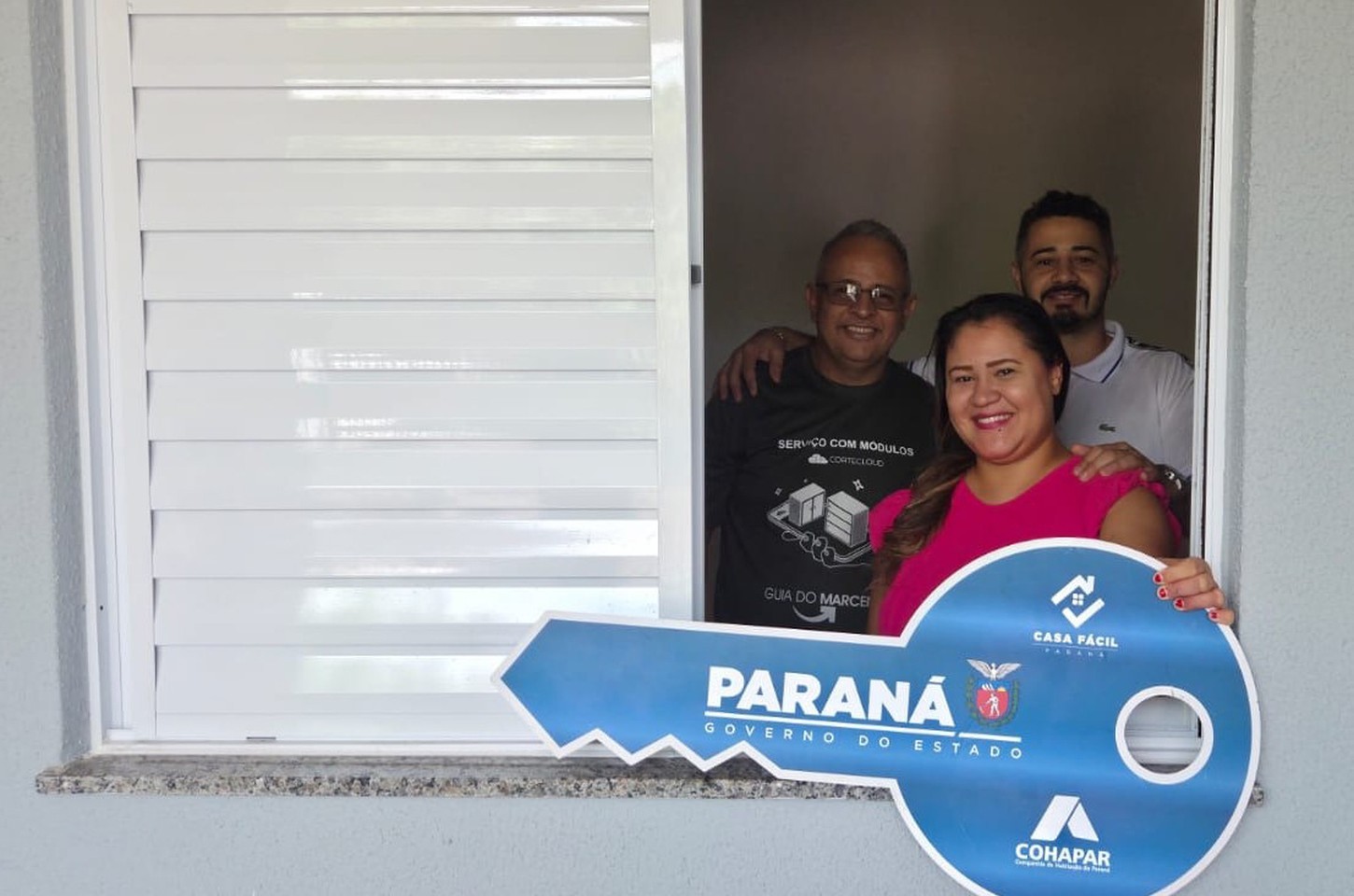 Famílias de Floresta realizam sonho da casa própria com programa estadual