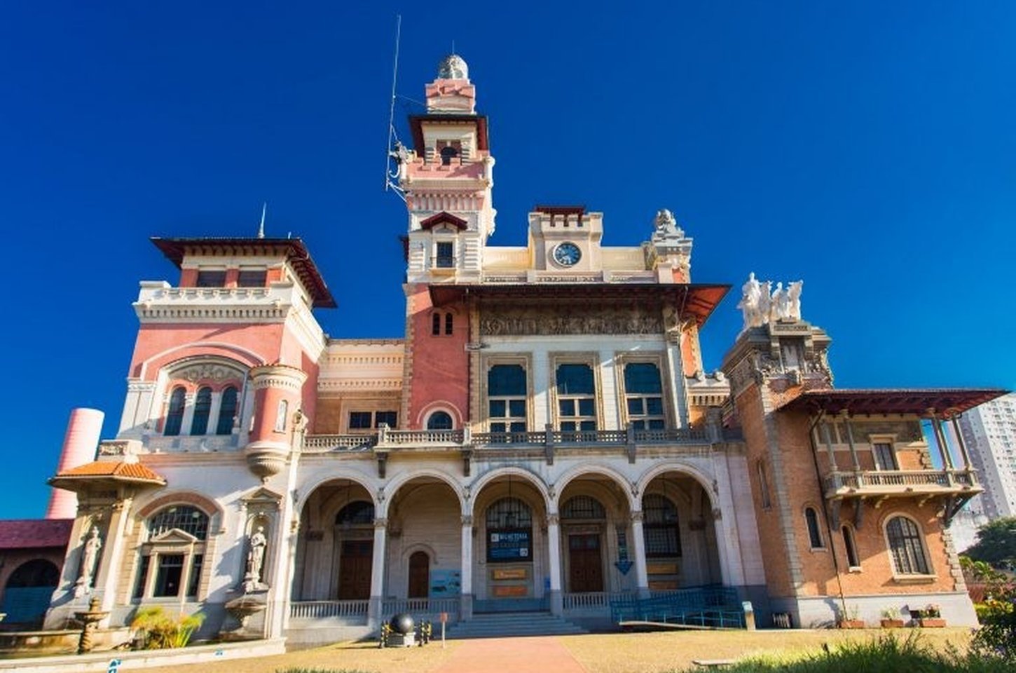 Férias em SP: museus viram parques de diversão com brincadeiras de rua e ciência