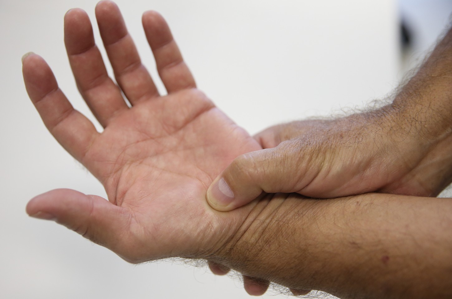 Fibromialgia ganha novas diretrizes de tratamento no SUS e reconhecimento como deficiência