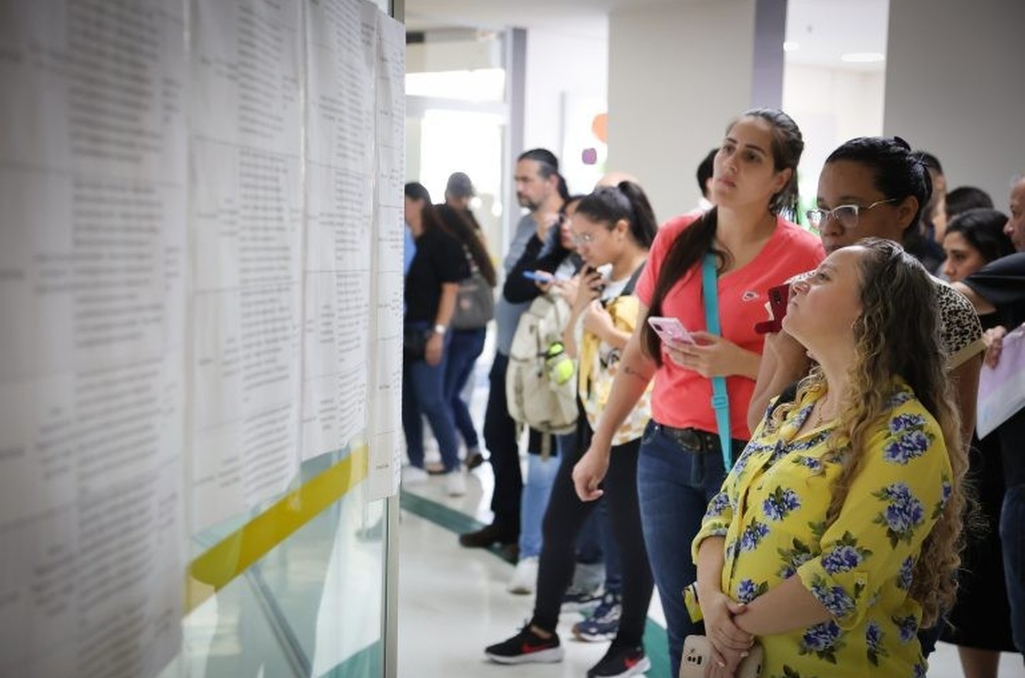 Fim de ano traz 2,4 mil vagas temporárias em SP