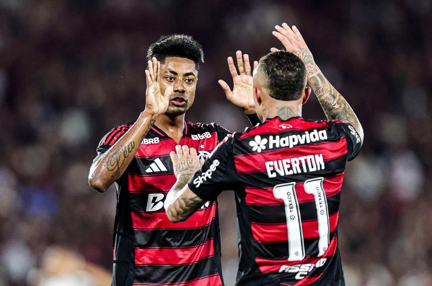 Flamengo busca terceiro título do ano na Copa Intercontinental