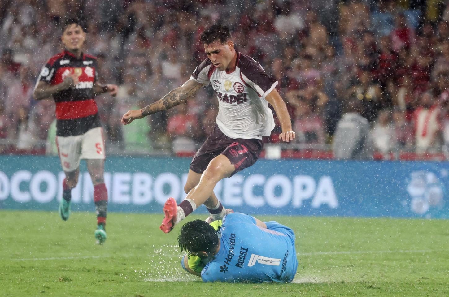 Flamengo perde título da Recopa Sul-Americana para o Lanús no Maracanã