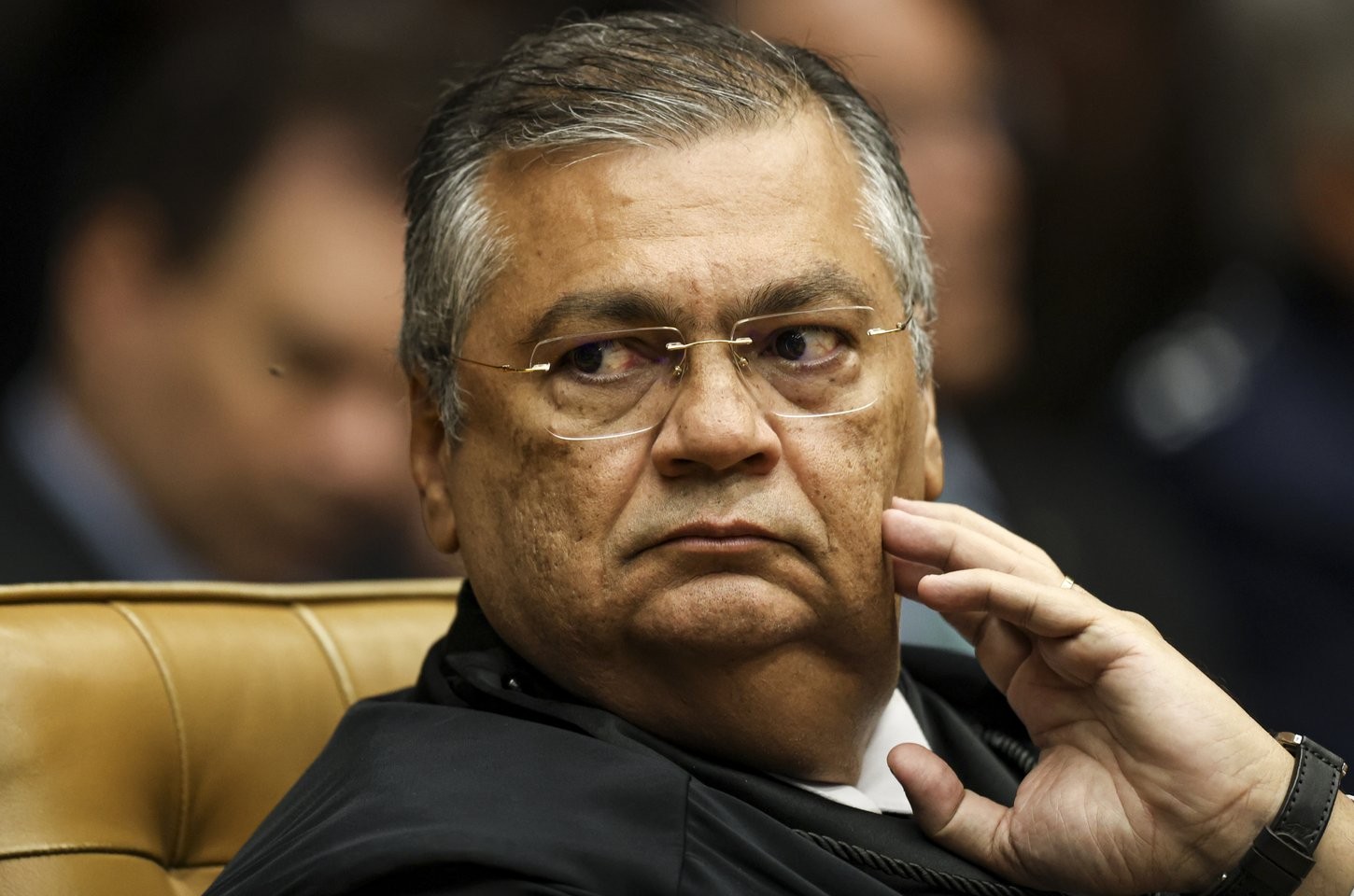 Flávio Dino veta criação de novos penduricalhos após decisão do STF