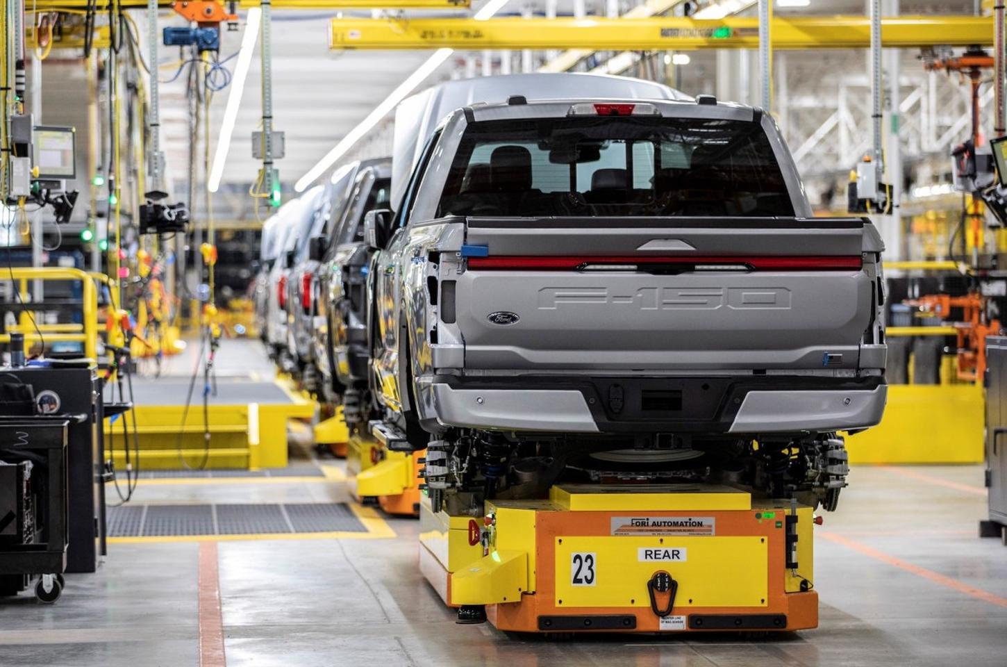 Ford cancela F-150 Lightning e investe US$ 19,5 bilhões em nova estratégia elétrica