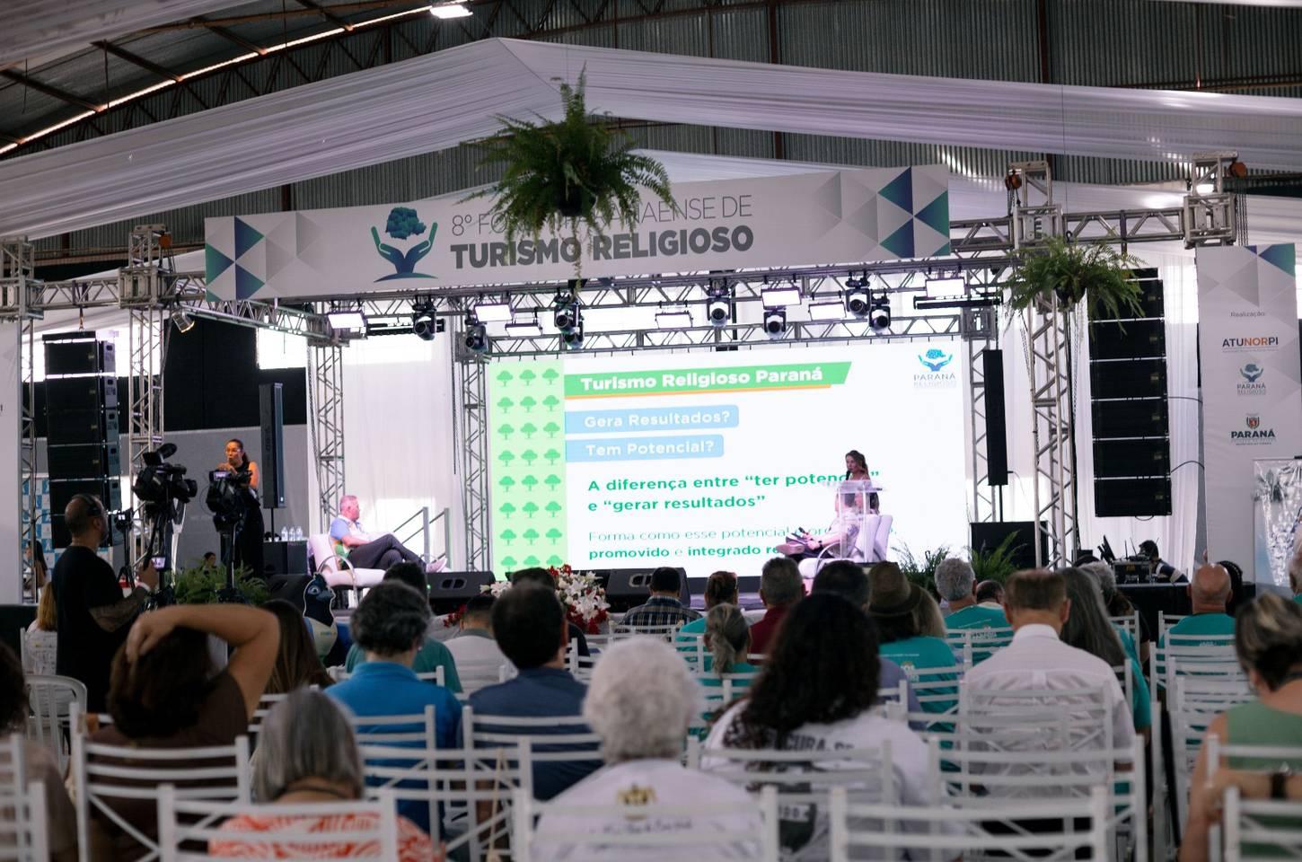 Fórum de turismo religioso consolida roteiros como motor econômico no Paraná