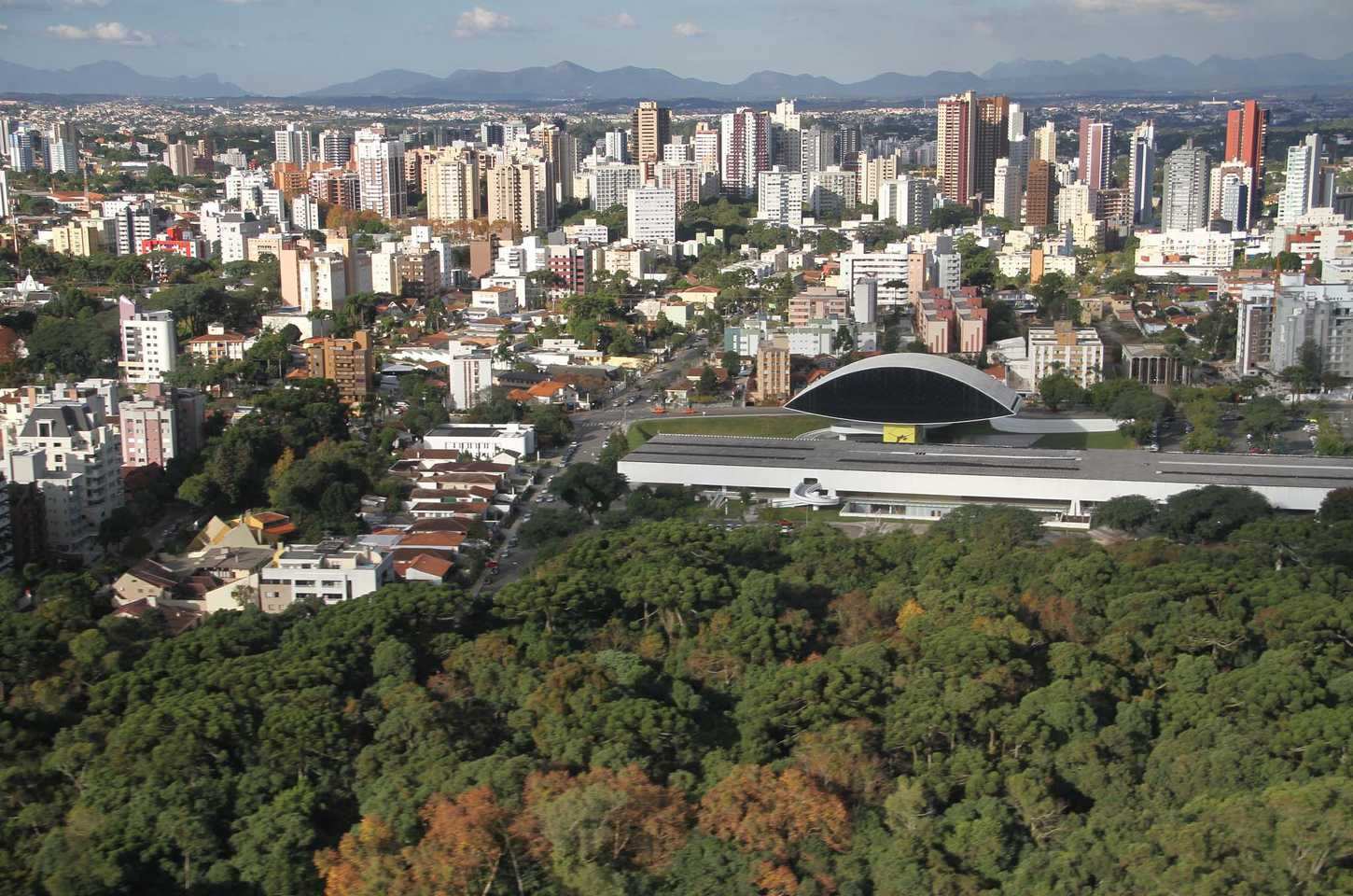 Fundo Estratégico do Paraná é destaque em seminário sobre investimentos