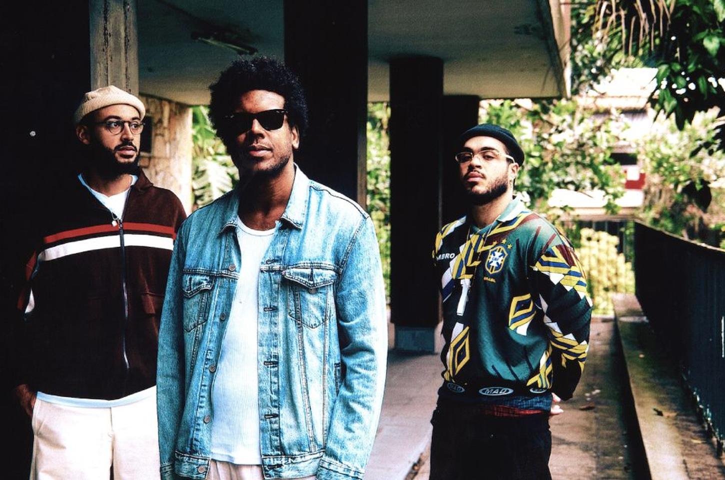 Gilsons lançam novas músicas e preparam álbum para 2026