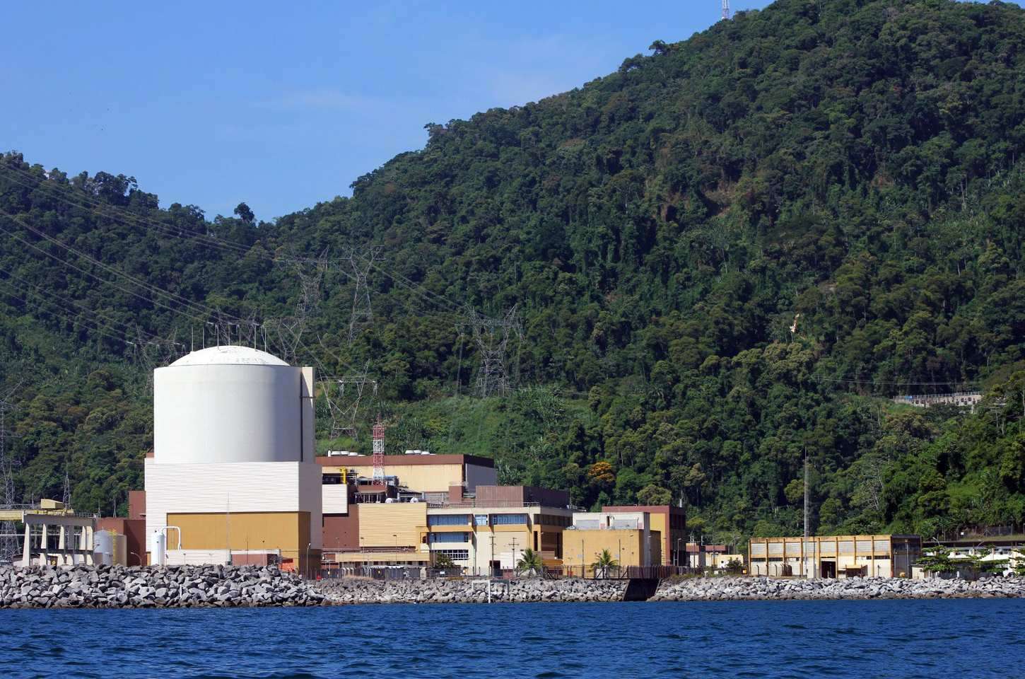 Governo autoriza nomeação de 150 aprovados em concursos da área nuclear