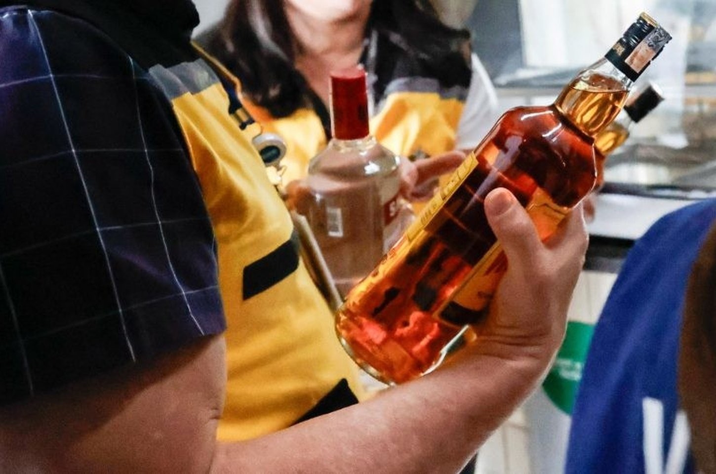 Governo de SP alerta sobre riscos de bebidas adulteradas no Carnaval