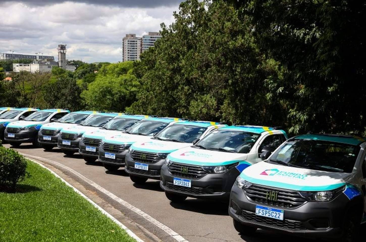 Governo de SP entrega 200 veículos a municípios pequenos