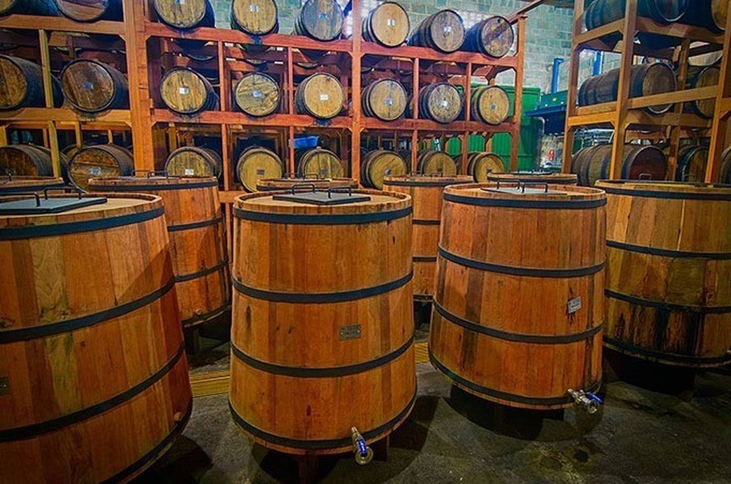 Governo de SP lança Rotas da Cachaça para valorizar destilado histórico