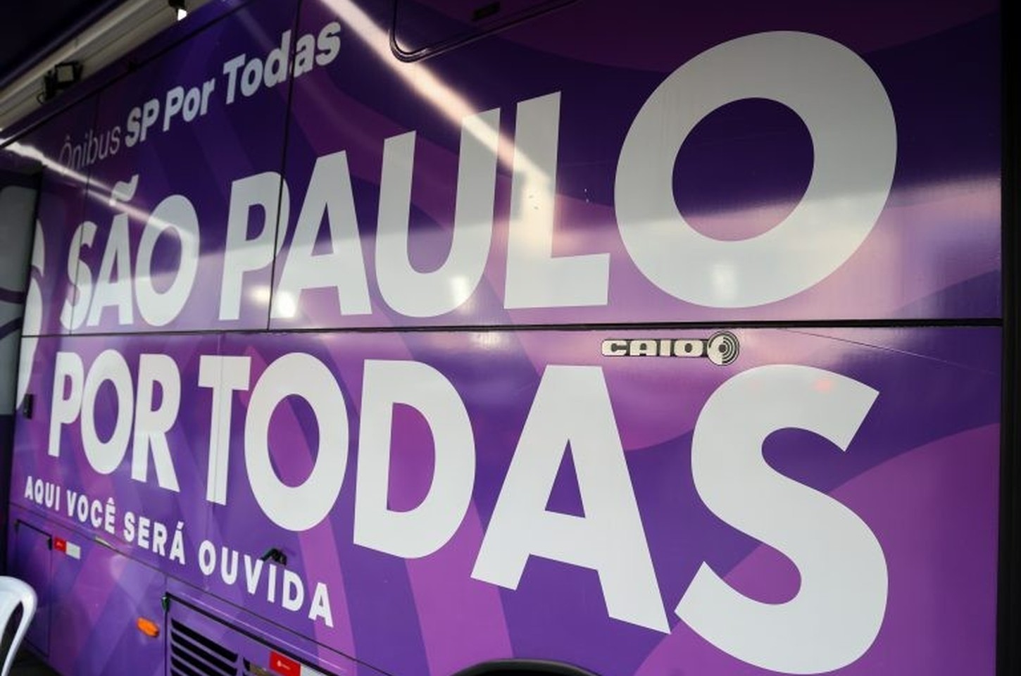 Governo de SP leva Ônibus SP Por Todas para Agrishow 2026 e amplia acolhimento a mulheres no campo