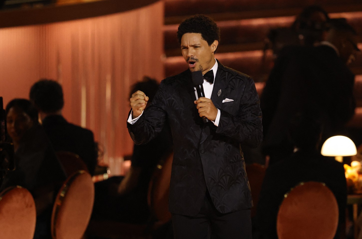 Grammy 2026: vitória histórica de Caetano e Bethânia e protestos políticos