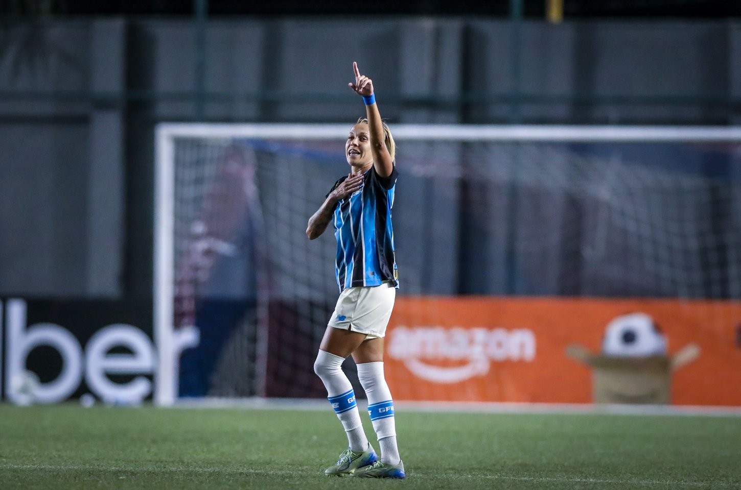 Grêmio vence Bahia por 2 a 0 no Brasileirão feminino com dois gols de Camila Pini