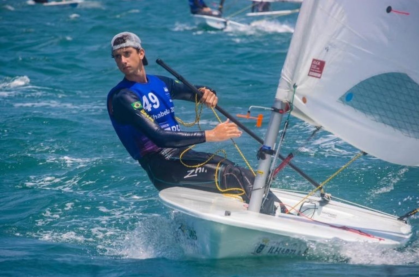 Gustavo Kiessling, o Guga, conquista ouro no Evento Teste do Mundial de Vela