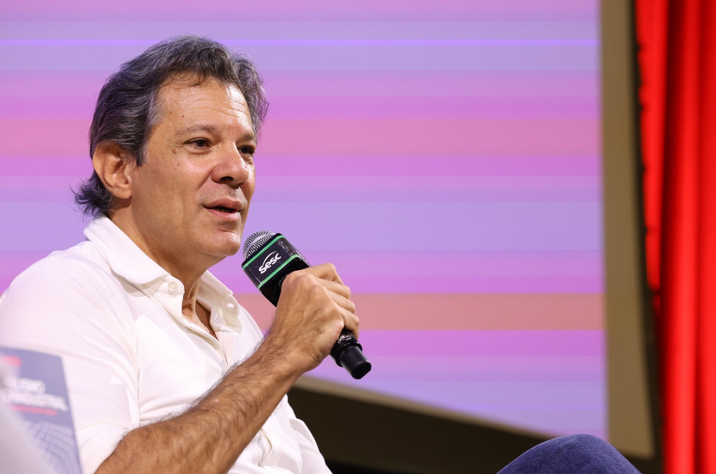 Haddad afirma que crise do Banco Master não representa risco sistêmico