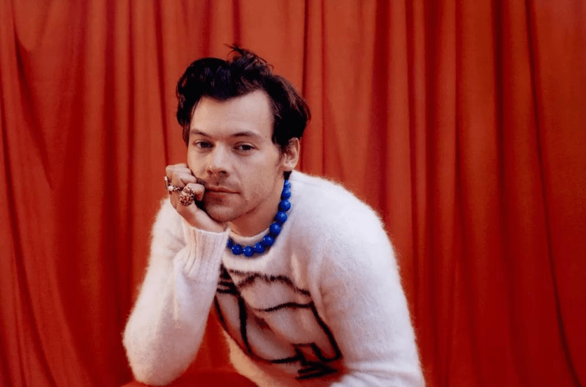 Harry Styles anuncia single "Aperture" para quinta-feira