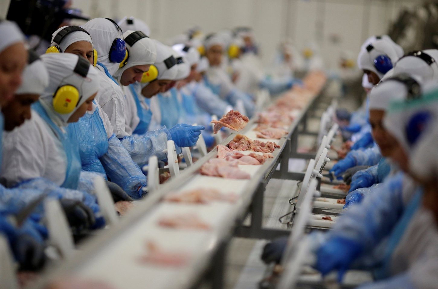 Indústria mantém estabilidade em novembro de 2025, aponta IBGE