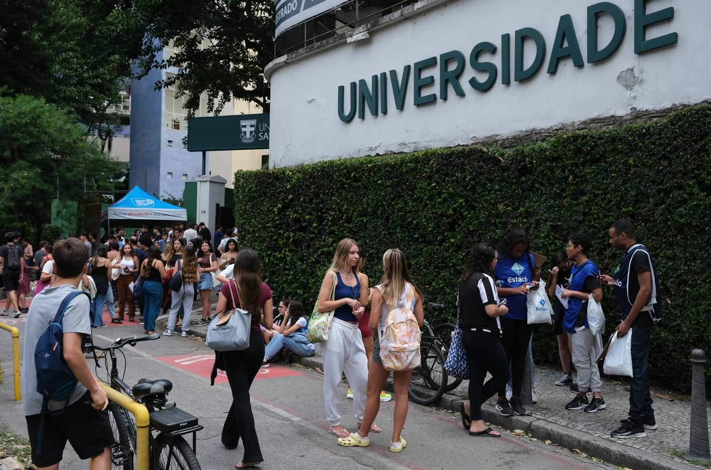 Inep divulga gabaritos do primeiro dia do Enem 2025