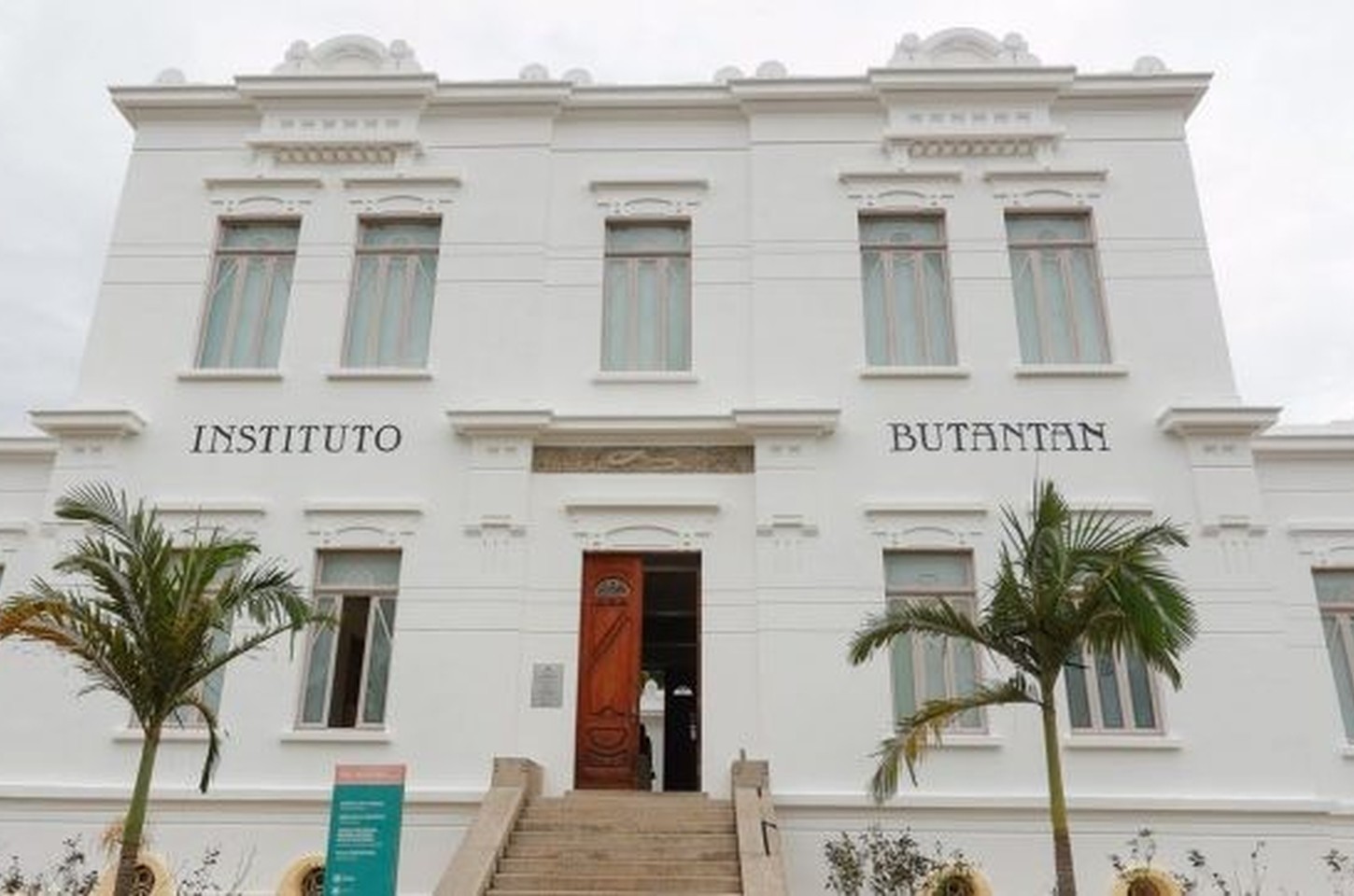 Instituto Butantan lança programa científico para estudantes da escola vizinha