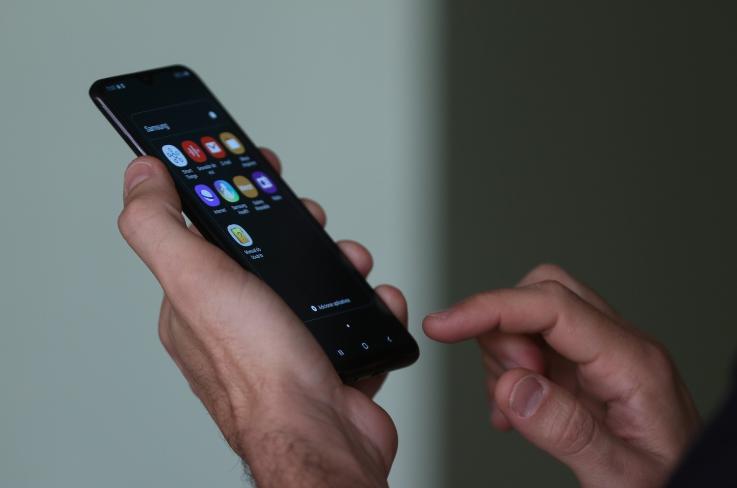 Internet no Brasil atinge 86% dos lares, mas desigualdade persiste