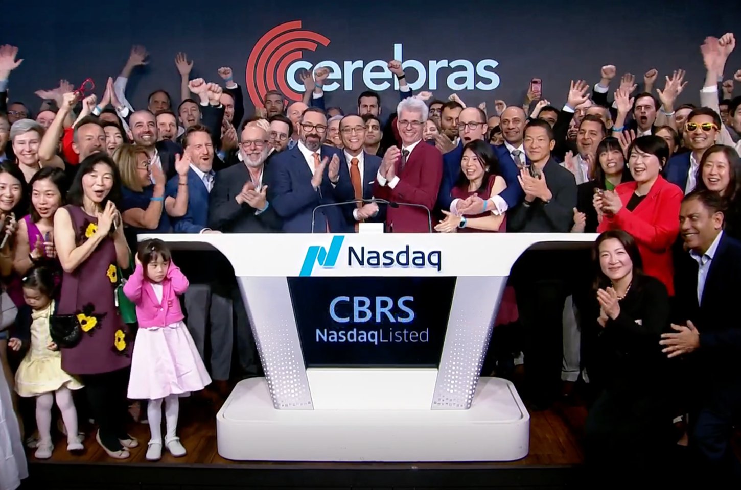 IPO da Cerebras estreia com alta de 108% e avaliação de US$ 56,4 bilhões