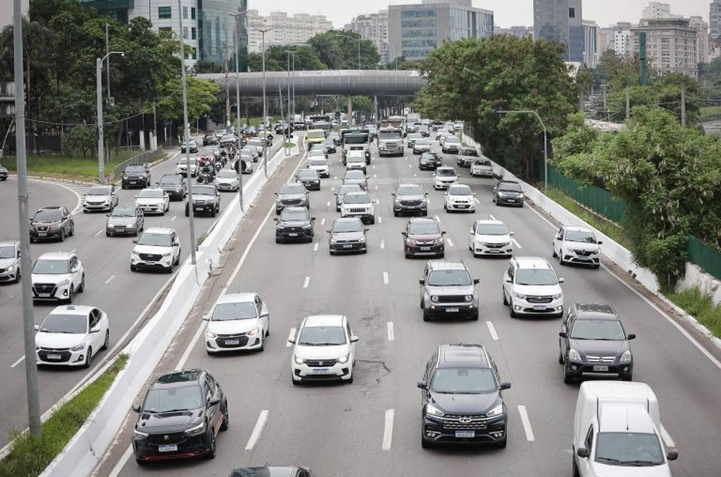 IPVA 2026 em SP: calendário retomado e prazo para placa 2 termina