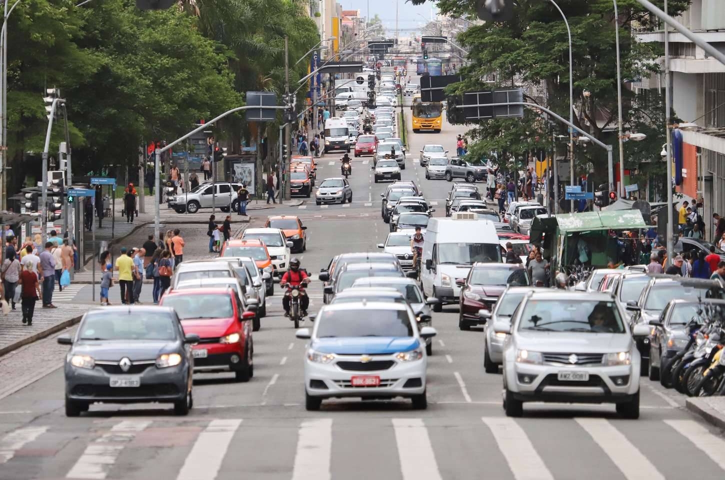IPVA 2026 no Paraná: desconto de 6% e redução de 45,7% no valor