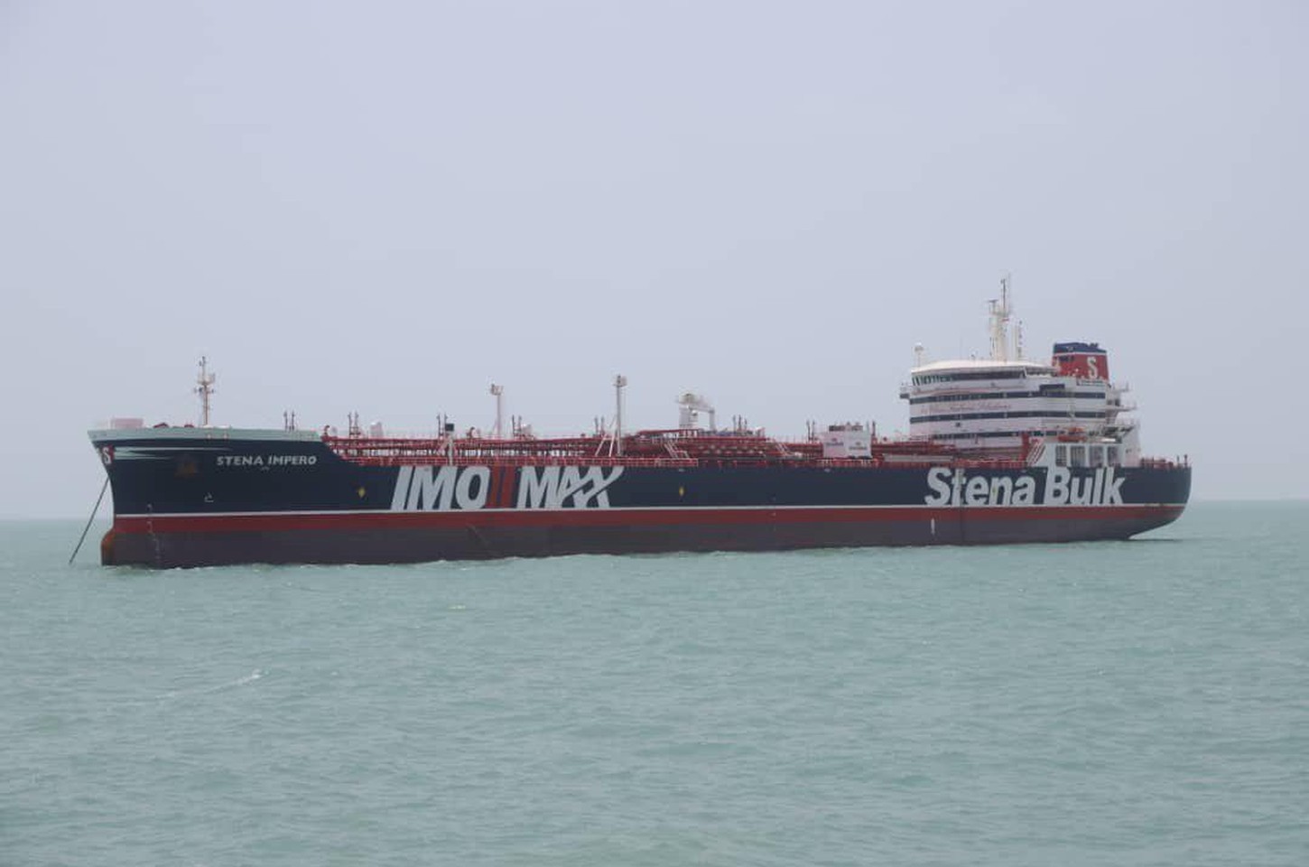 Irã alerta para petróleo a US$ 200 e guerra se intensifica no Oriente Médio