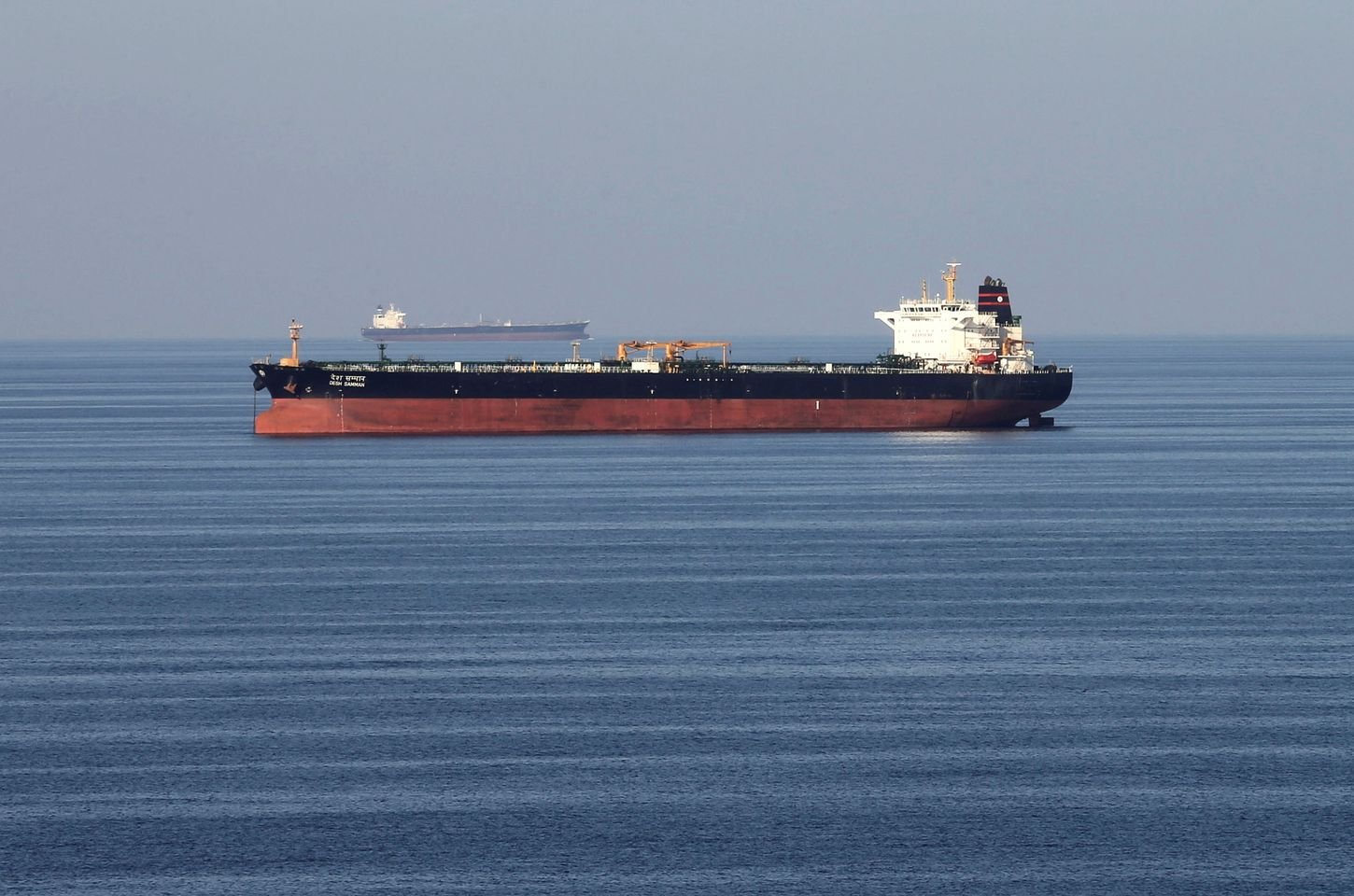 Irã solicita passagem de navios humanitários pelo Estreito de Ormuz