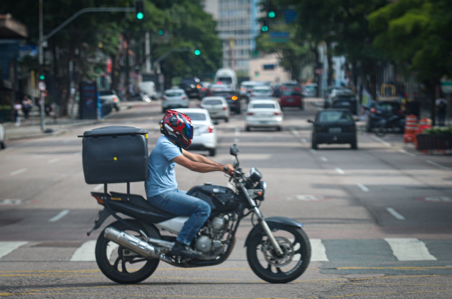 Isenção de IPVA impulsiona crescimento de 20% no número de motos de até 170 cilindradas no Paraná