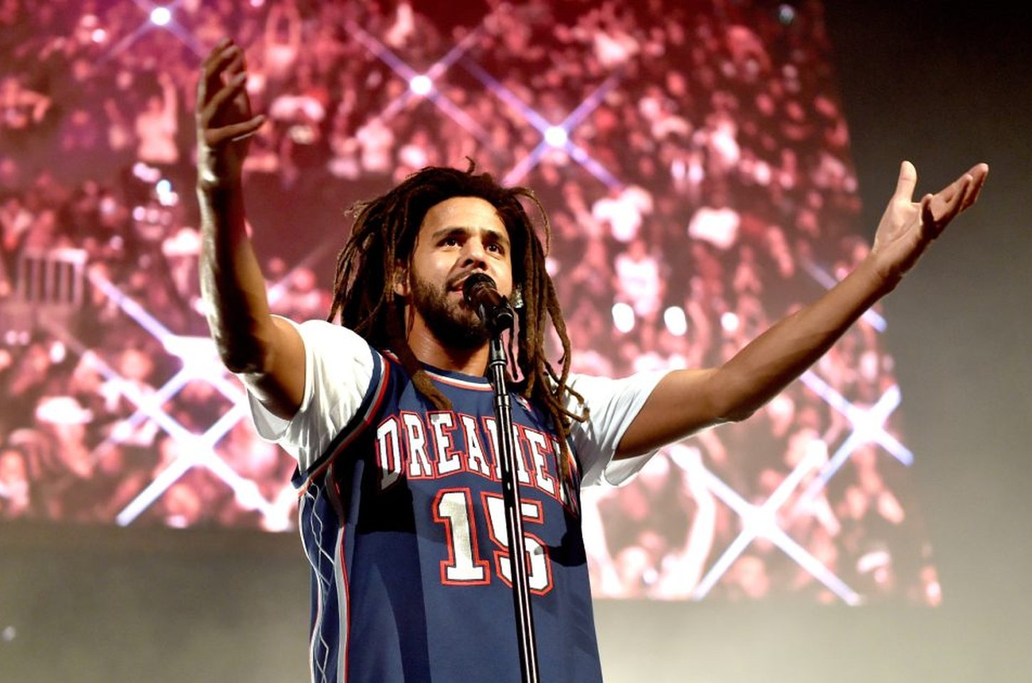 J. Cole anuncia 'The Fall-Off' após 8 anos de produção