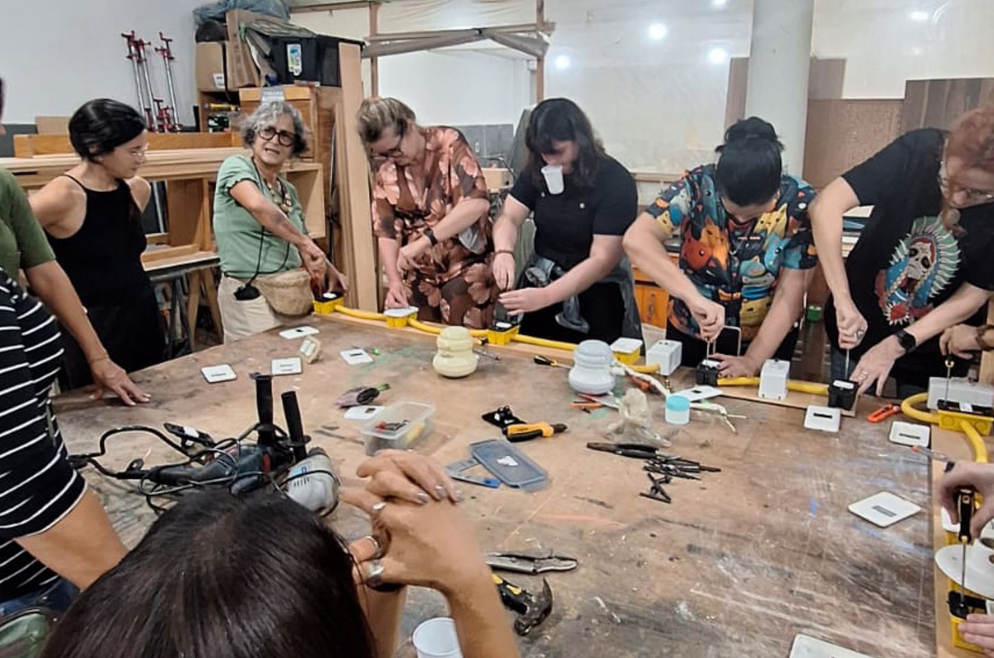 Jaque Conserta ensina reparos domésticos e combate machulência