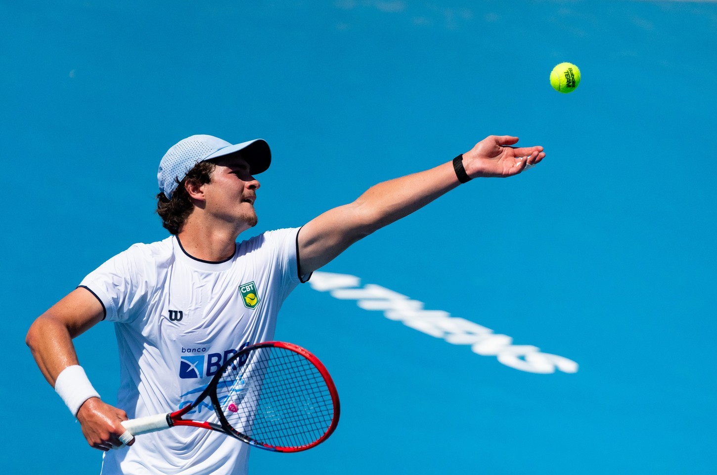 João Fonseca desiste de torneio na Austrália por dores lombares