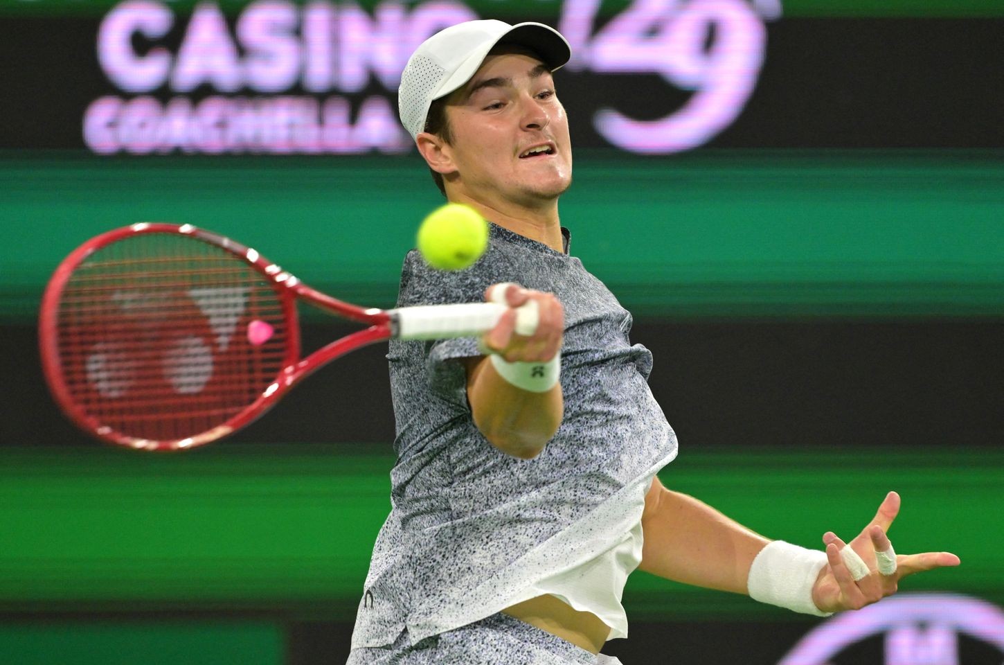 João Fonseca sai maior de Indian Wells após batalha contra Sinner