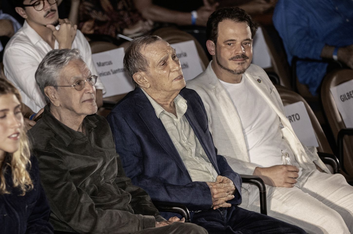 Jorge Mautner recebe Medalha Rui Barbosa em homenagem aos 85 anos