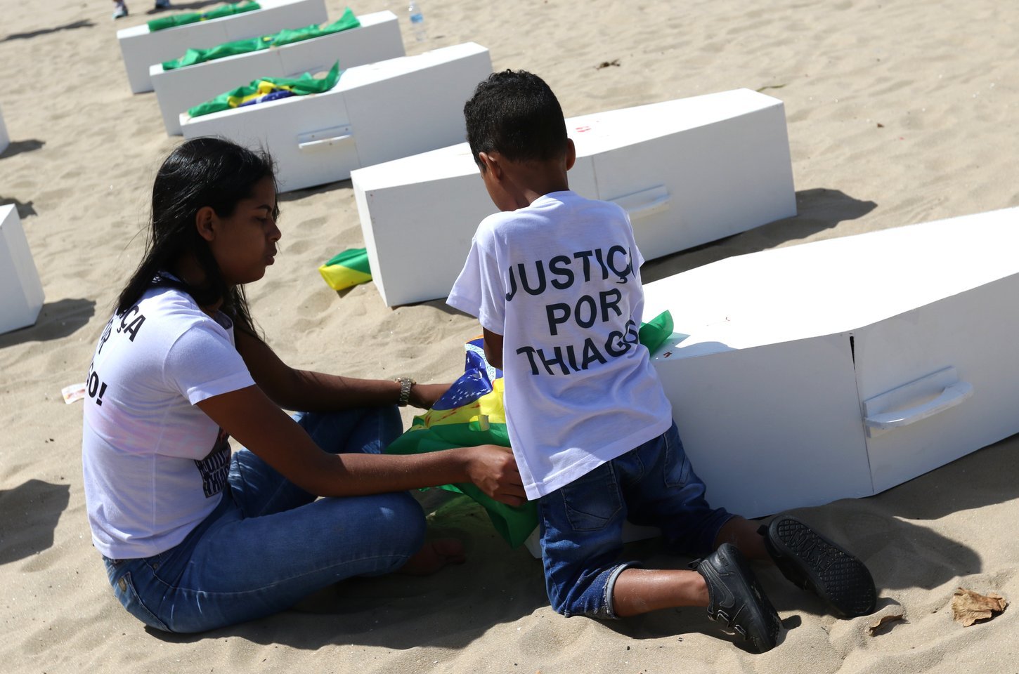 Julgamento de policiais por morte de menino na Cidade de Deus será na terça