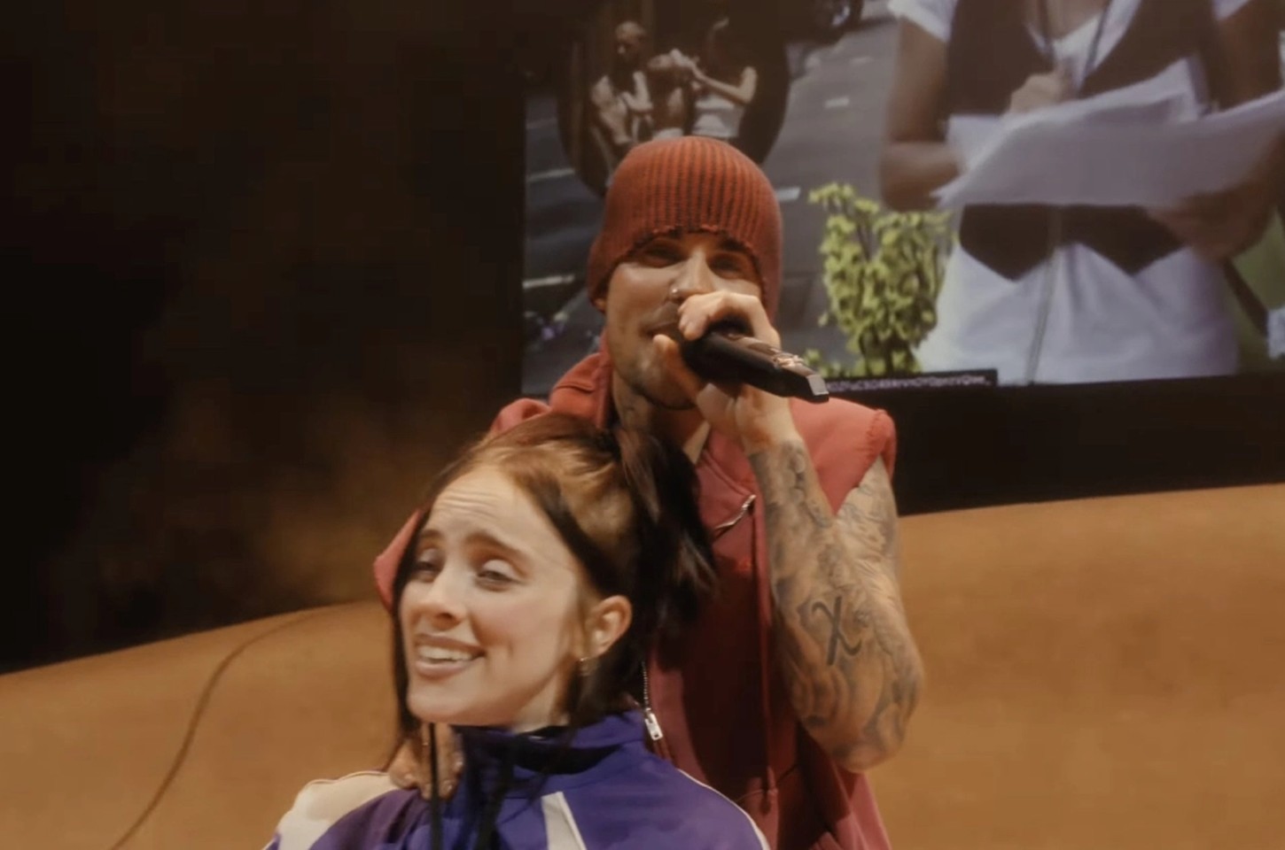 Justin Bieber surpreende Billie Eilish no Coachella com homenagem emocionante
