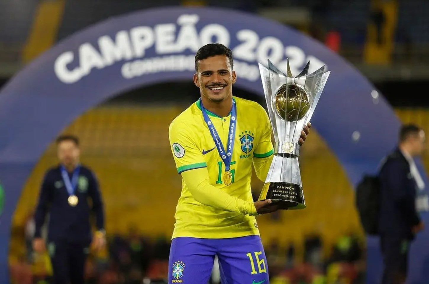 Kaiki, do Cruzeiro, é convocado por Ancelotti para a seleção brasileira
