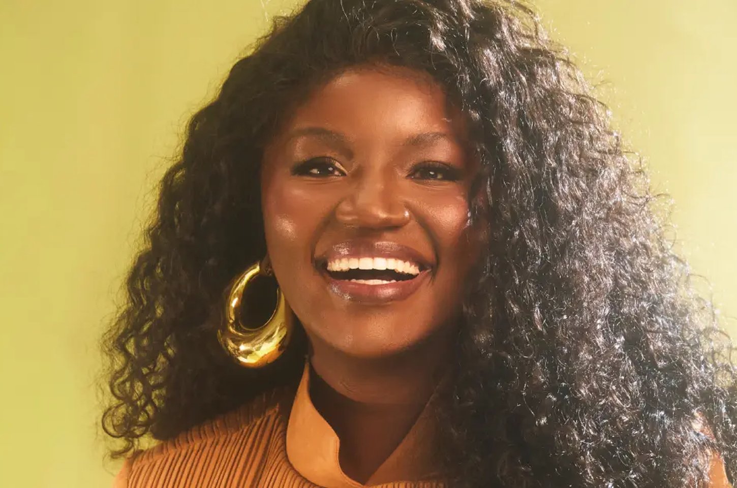 Kenya Sade apresenta show do intervalo do Super Bowl na TV Globo