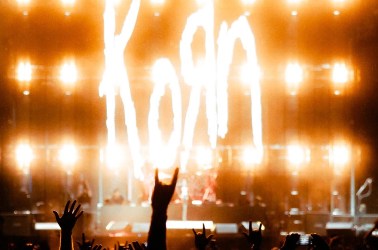 Korn retorna à América do Sul após 9 anos e reúne mais de 200 mil fãs